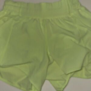 Lululemon Elixir Hotty Hots 4” LR Size 4